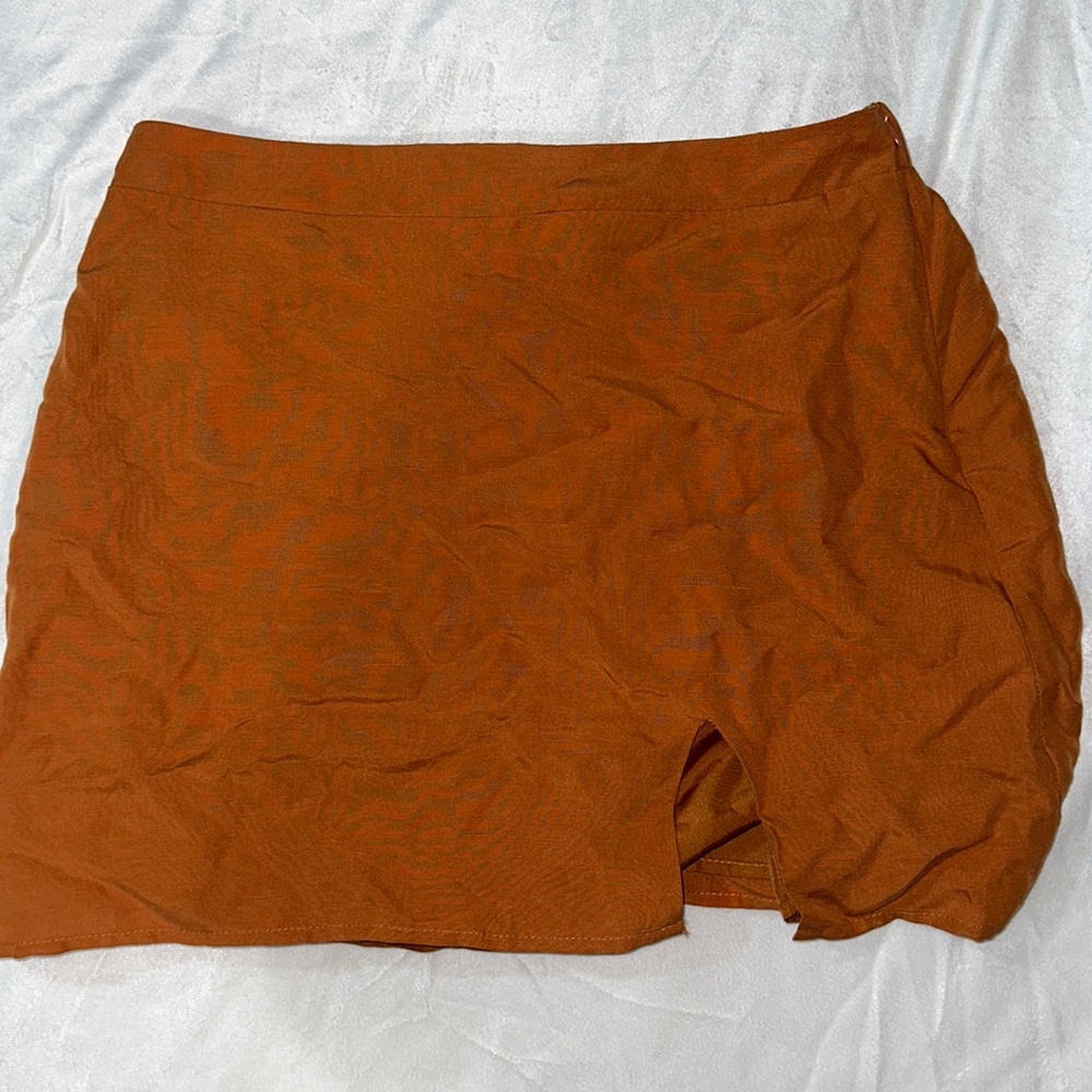 Burnt orange mini skirt from Forever21.